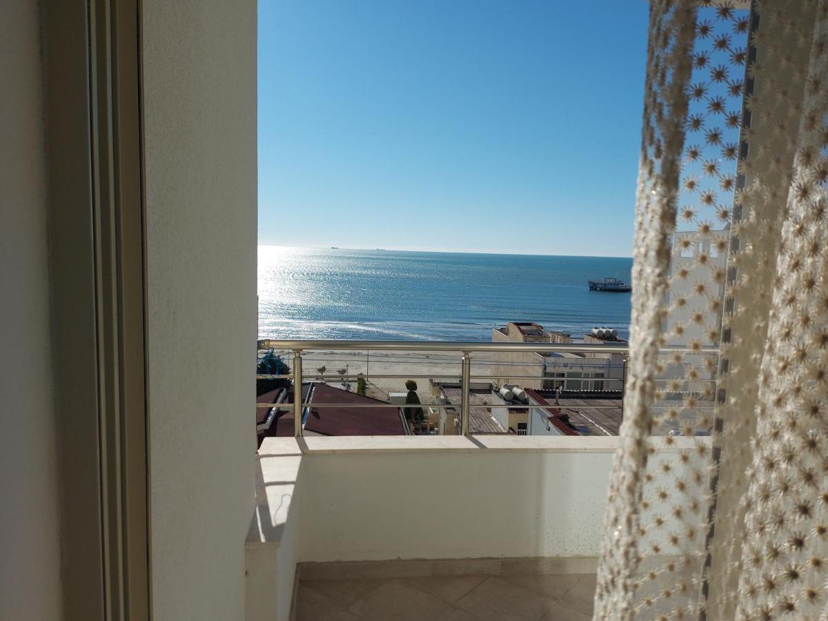 Bral Apartment 7 - Two-Bedroom With Seaview Durrës 外观 照片
