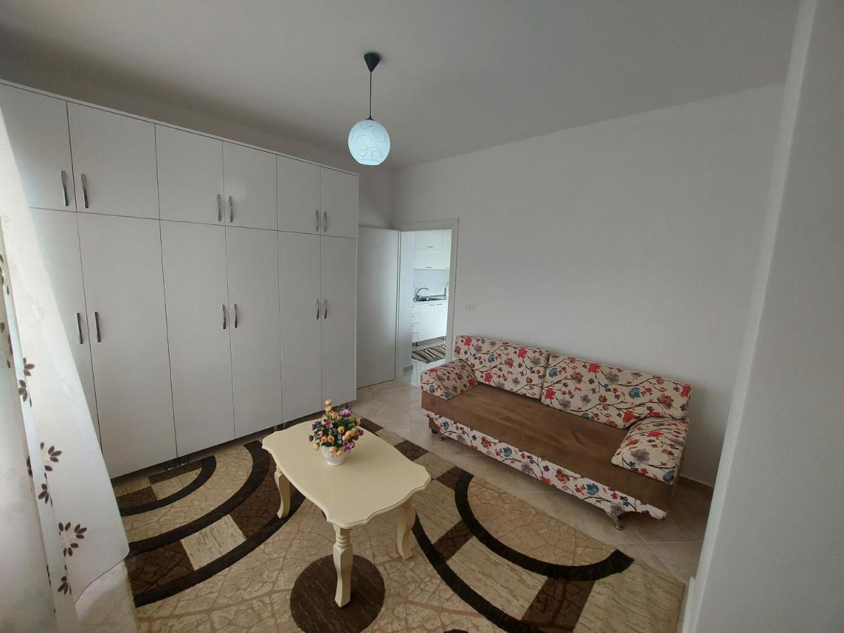 Bral Apartment 7 - Two-Bedroom With Seaview Durrës 外观 照片
